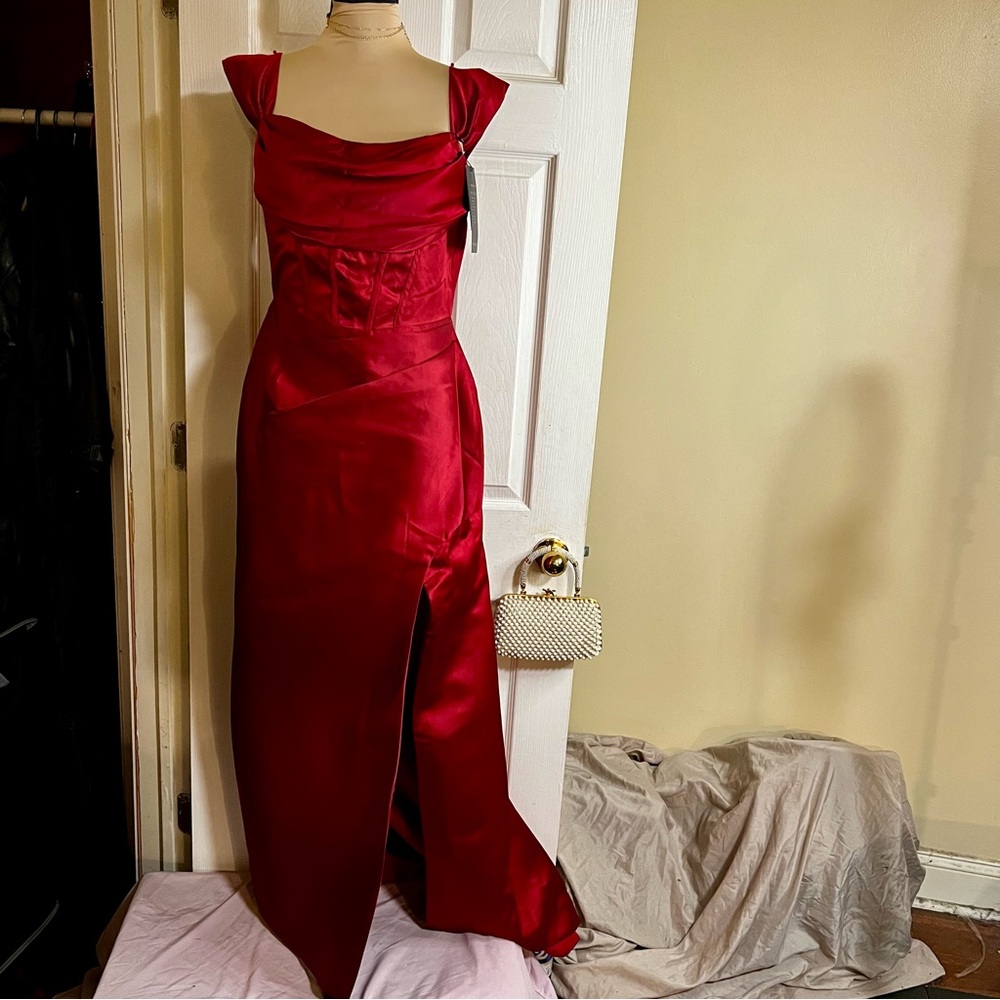 New Siren Red Satin Corset Lace Up Drape Cap Sleeve Formal Coquette Dress‎ 10
